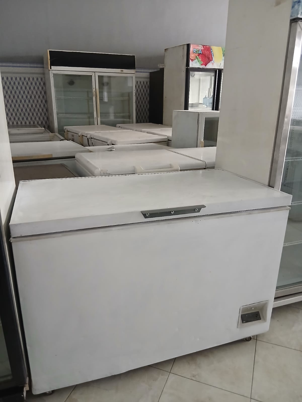Freezer Box 350 Ltr